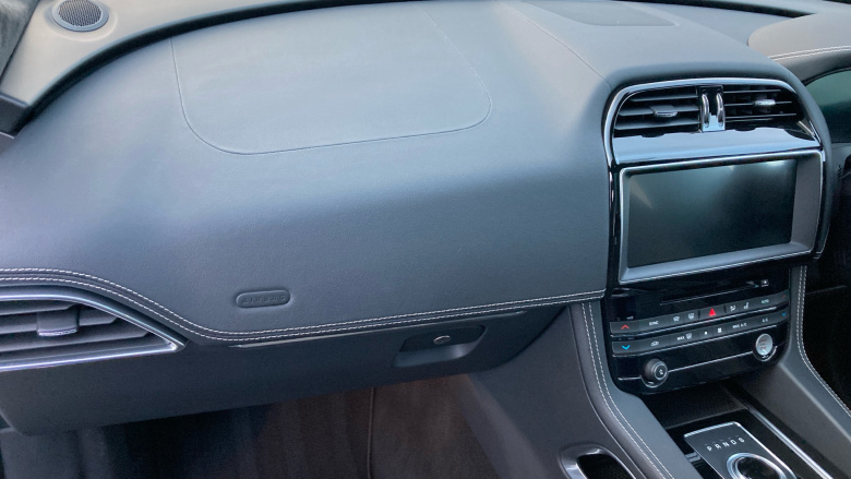 Jaguar F-Pace 2.0d [180] Chequered Flag 5dr Auto AWD Diesel Estate